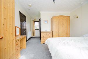 Photo 17- click for photo gallery